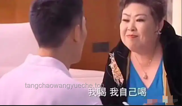 富婆为何对LABUBU情有独钟？