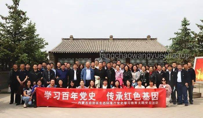 共情共育：以“站在一起”重塑教育生态，疗愈抑郁症少年
