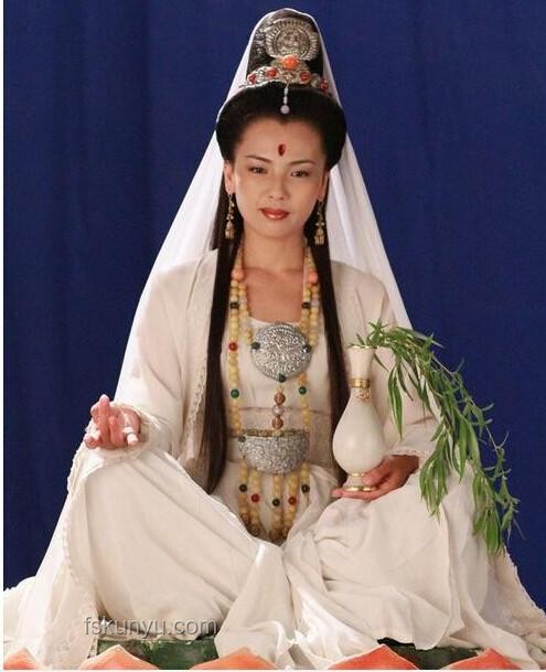 长得不惊艳，却成公认美女？魅力揭秘✨
